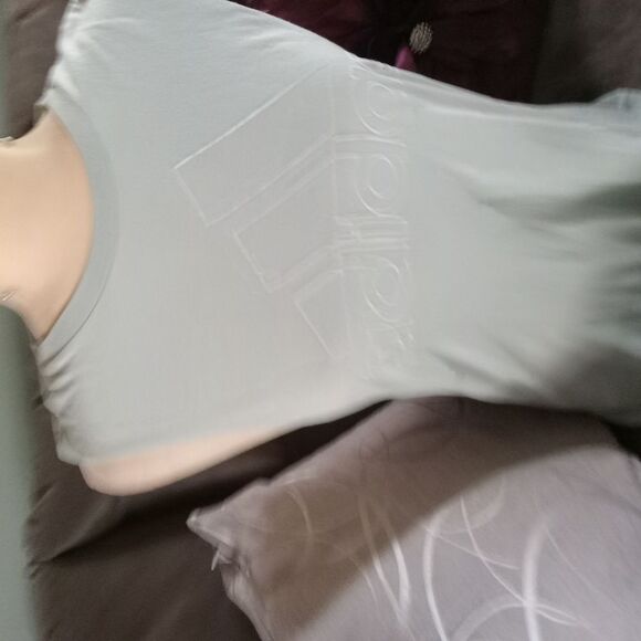 Adidas sleeveless top with open sides. Light green, excellent condition - Picture 2 of 6